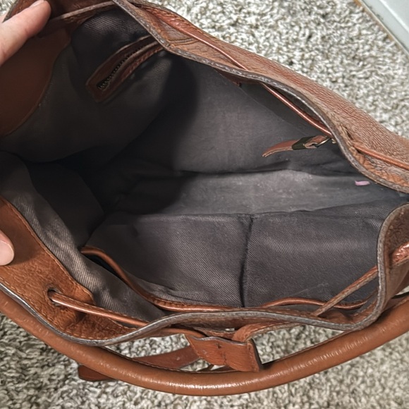 Madewell The Medium Drawstring Transport Tote in Brown Leather - Picture 10 of 11